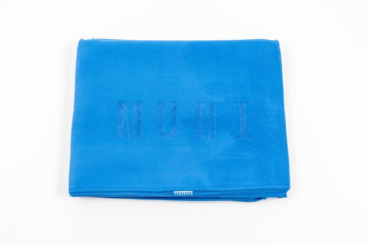 Sports quick-drying towel