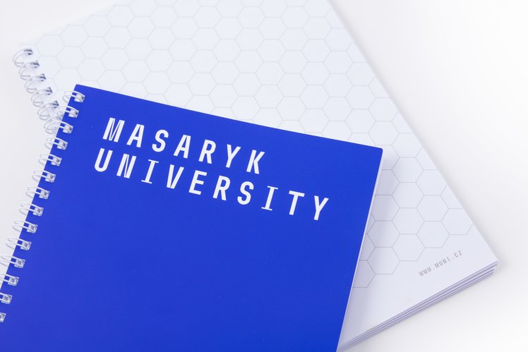 Masaryk university notebook, A5 with hexagon